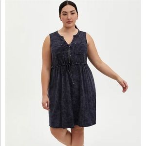 Darling Torrid Sleeveless Shirtdress